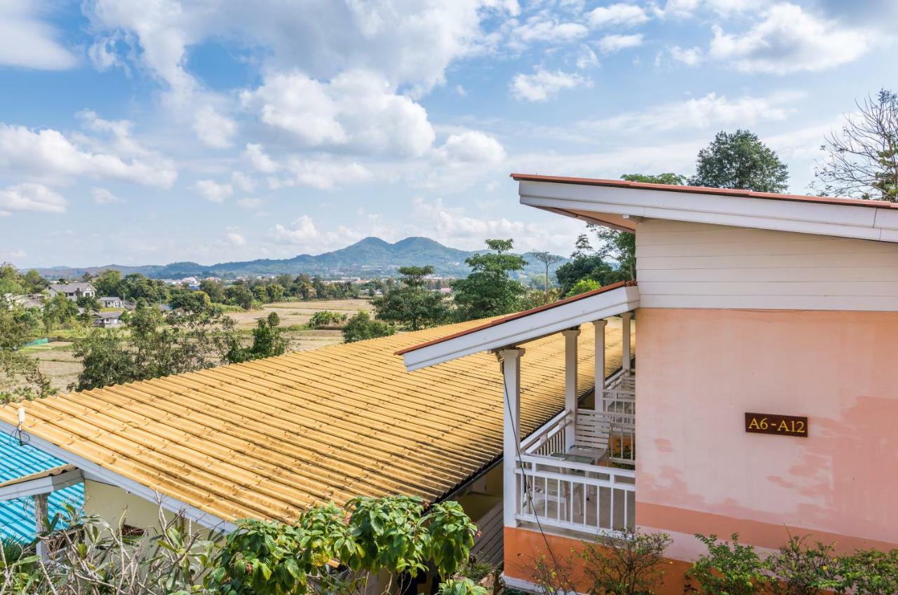 Chiangrai Lake Hill Chiang Rai Buitenkant foto